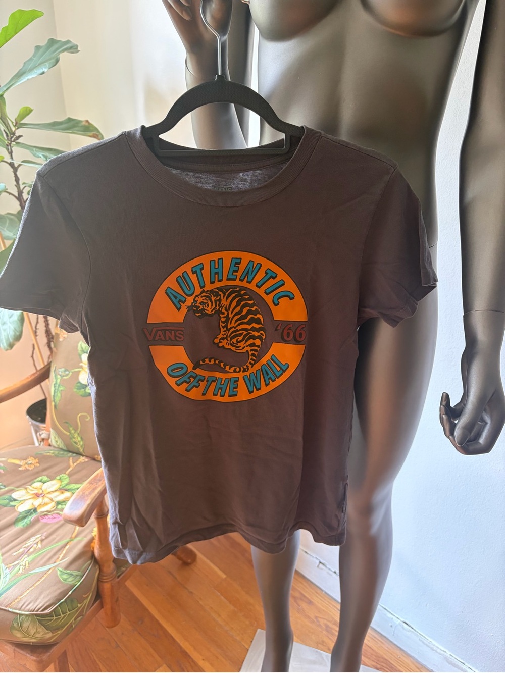 Vans Authentic Off The Wall Tiger Graphic Tee